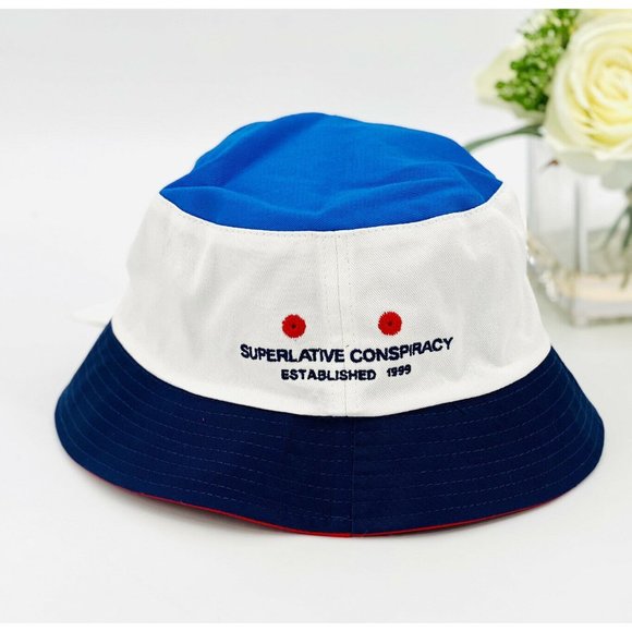 WeSC Unisex Reversible Bucket Hat Small-Med Navy Red White NEW - Picture 2 of 10